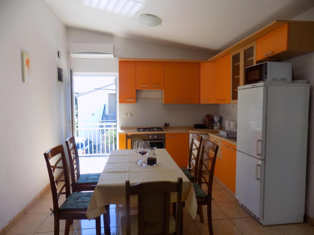 Apartmani Galic Maslenica Buitenkant foto